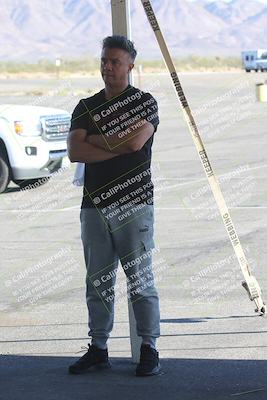 media/Oct-30-2025-Racers Edge (Thu) [[dabbdaf680]]/1-Around the Pits- Track Walk/